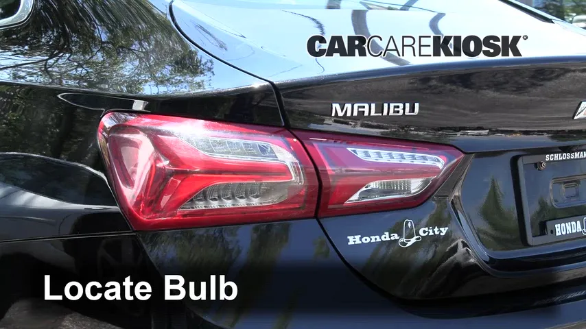 2020 Chevrolet Malibu LT 1.5L 4 Cyl. Turbo Éclairage Feux de position arrière (remplacer ampoule)